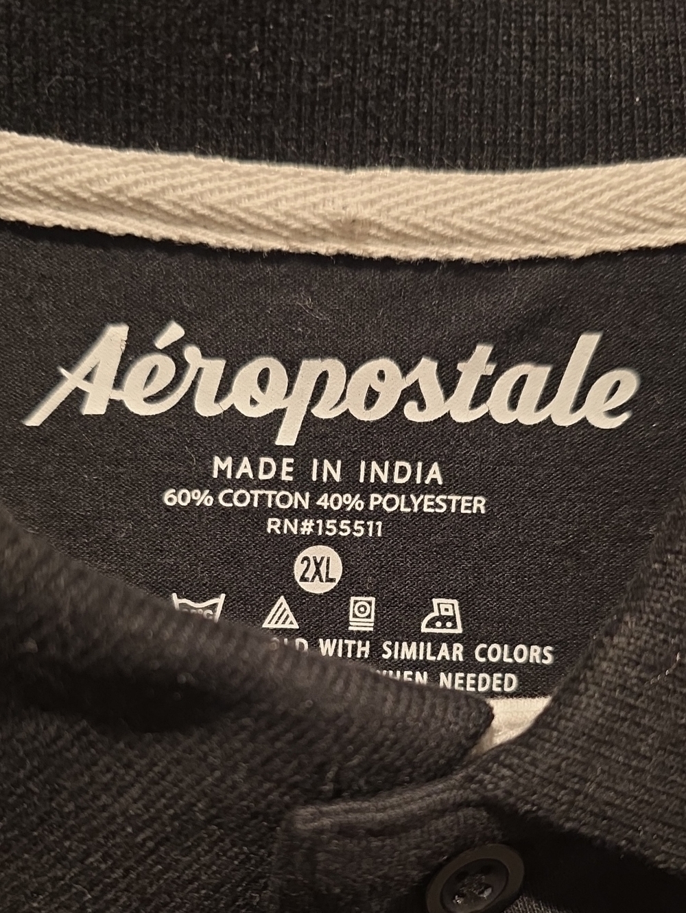 Aeropostale Black T-Shirt with Branded Tag - Picture 7 of 7